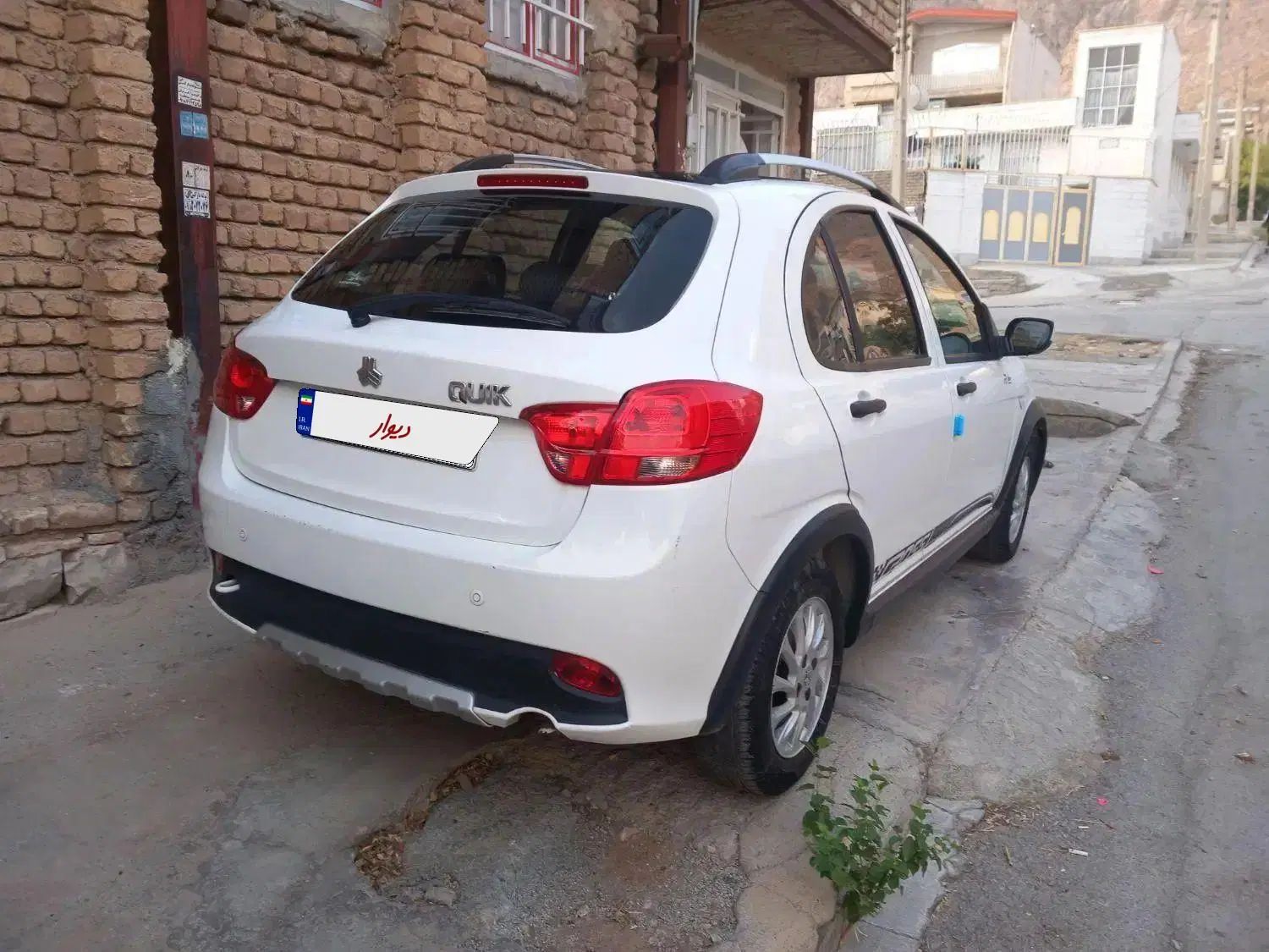 کوییک R دنده‌ای - 1399
