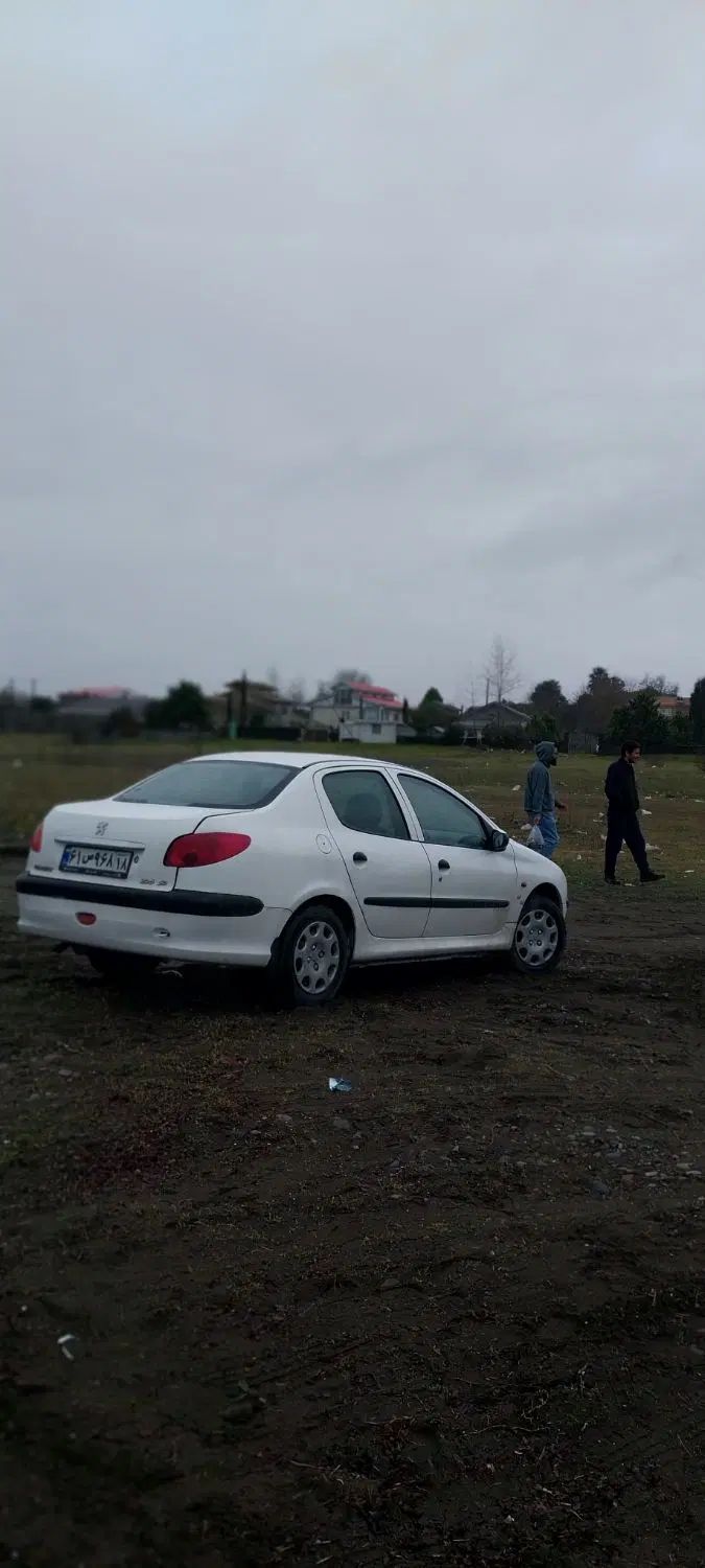 پژو ۲۰۶ صندوق دار v8 - 1393
