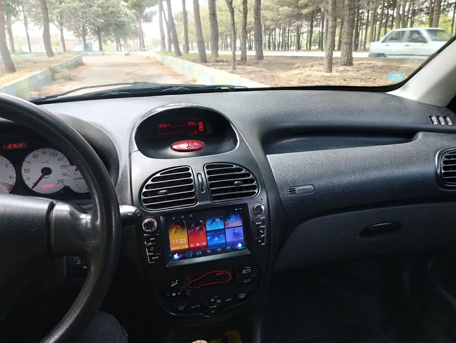 پژو ۲۰۶ صندوق دار v8 - 1396