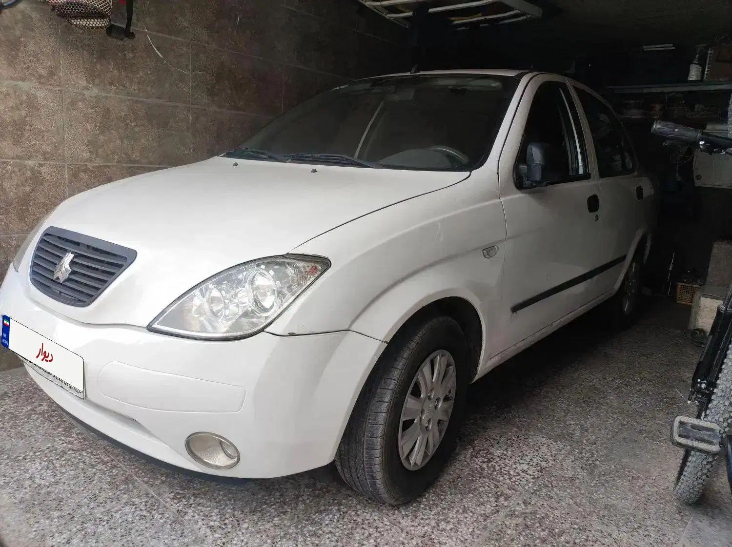 تیبا صندوق دار SX - 1396