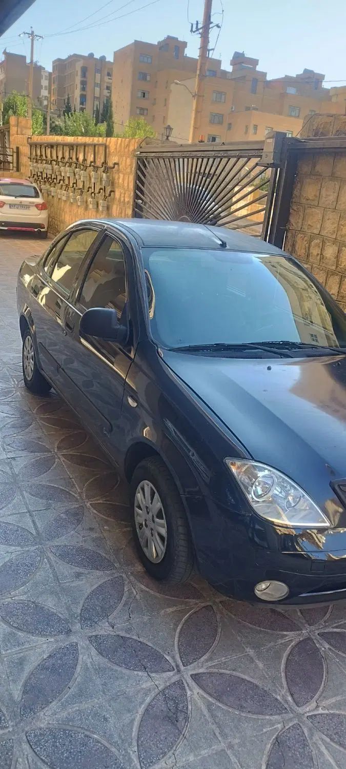 تیبا صندوق دار SX - 1393