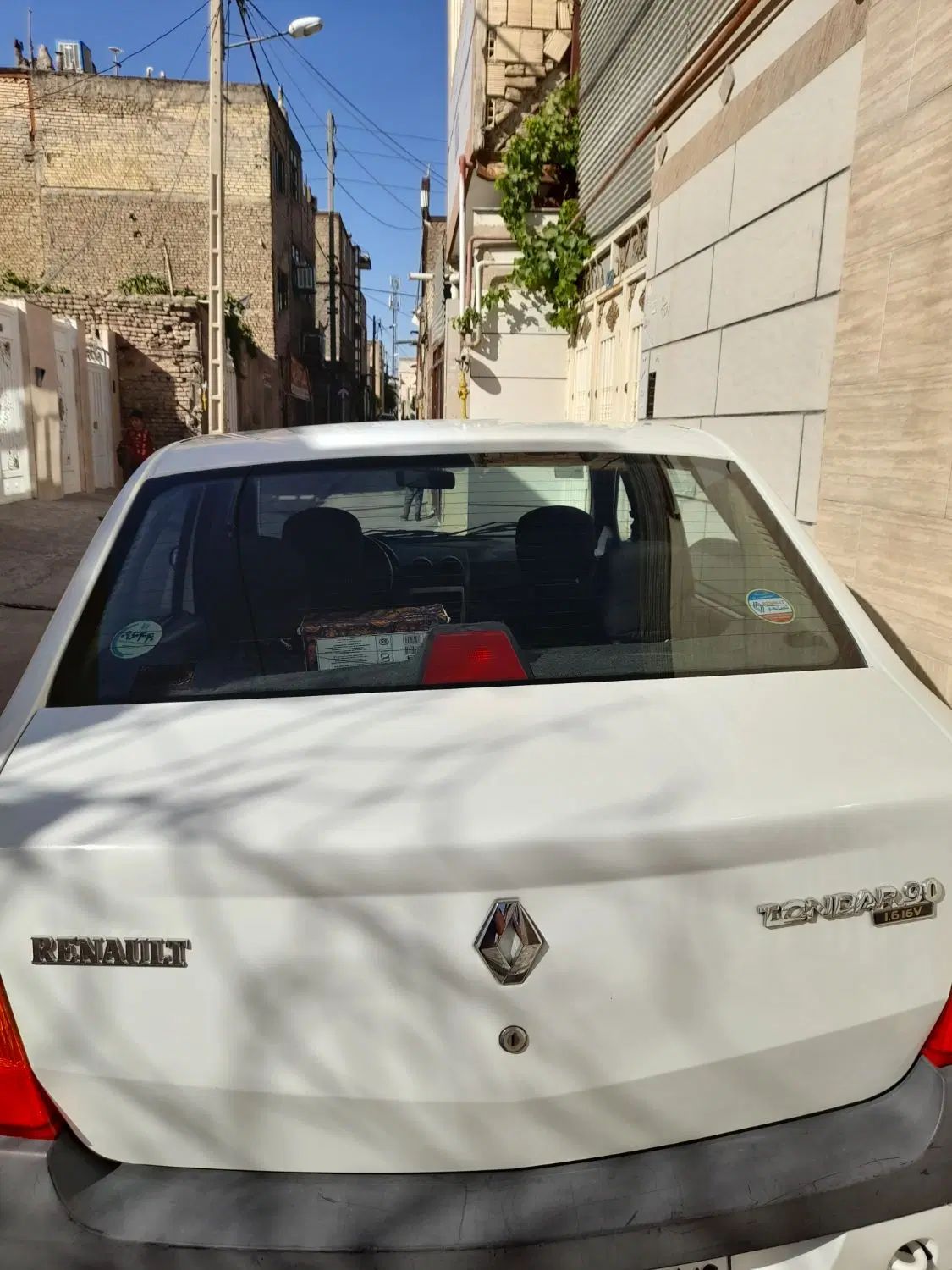 رنو تندر 90 E2 - 1396