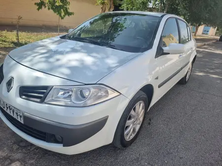رنو مگان پارس خودرو 2000 - 1390