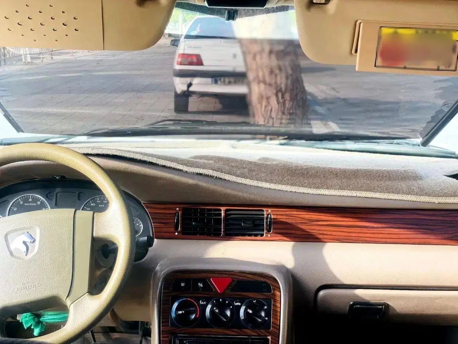 سمند LX XU7 - 1395