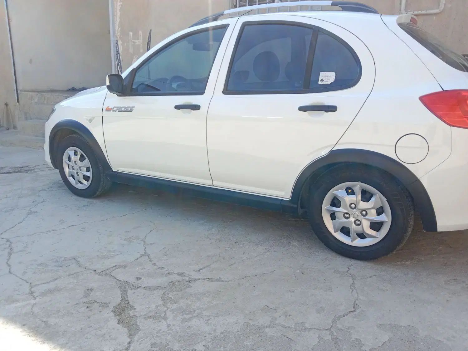 خودرو کوییک، معمولی آگهی ann_19929713