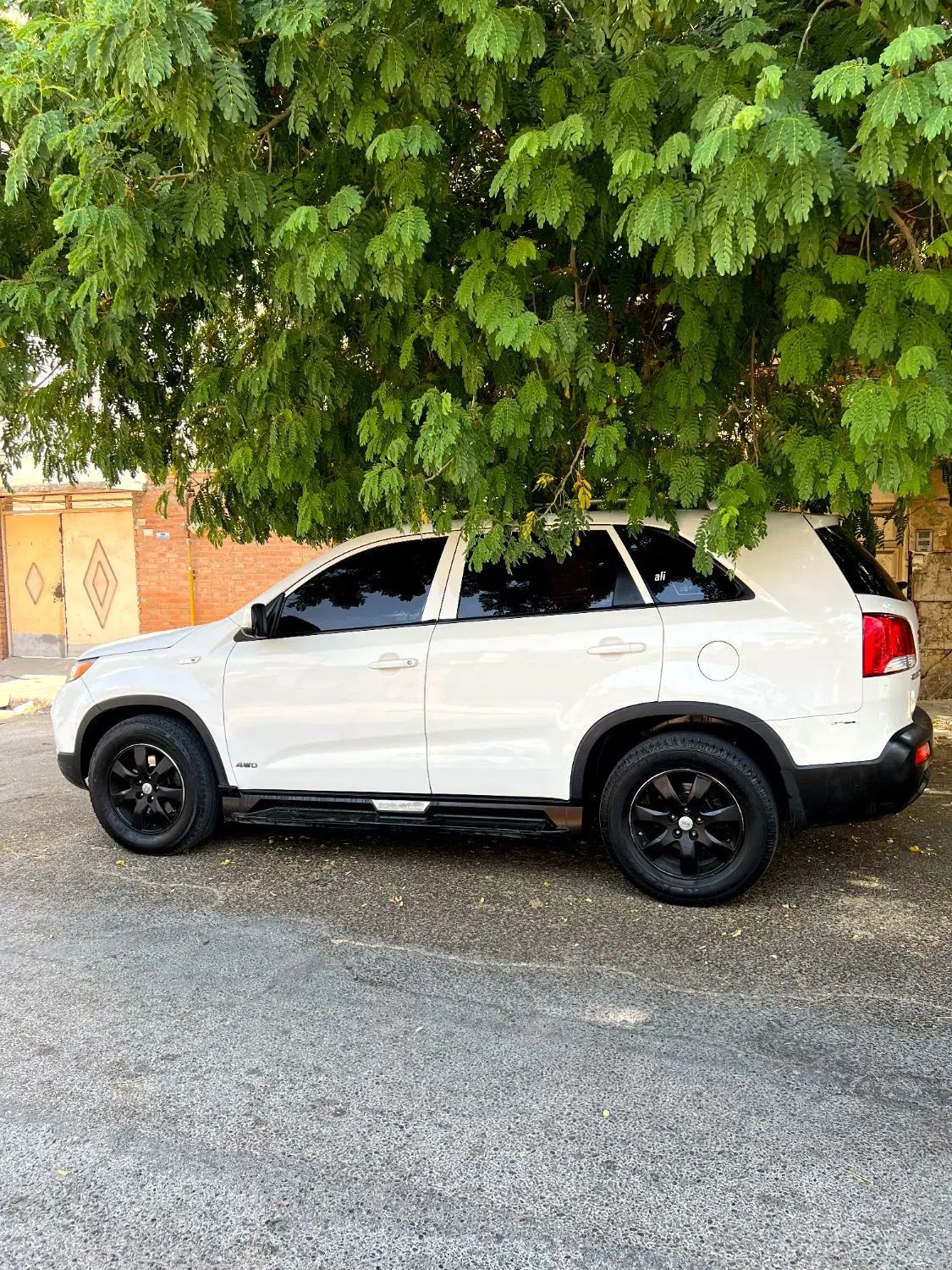 کیا سورنتو نیمه فول XM - 2011