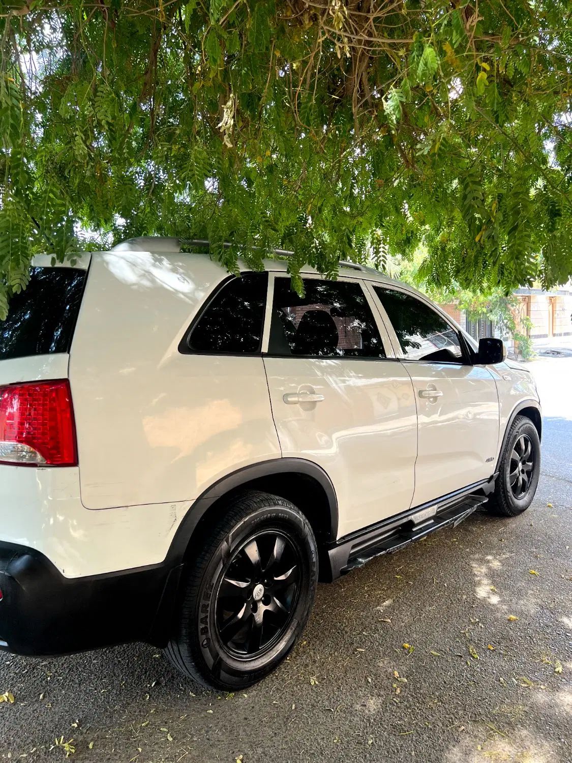 کیا سورنتو نیمه فول XM - 2011