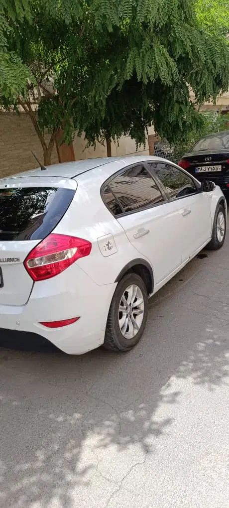 برلیانس H320 دنده‌ای 1500 - 1396