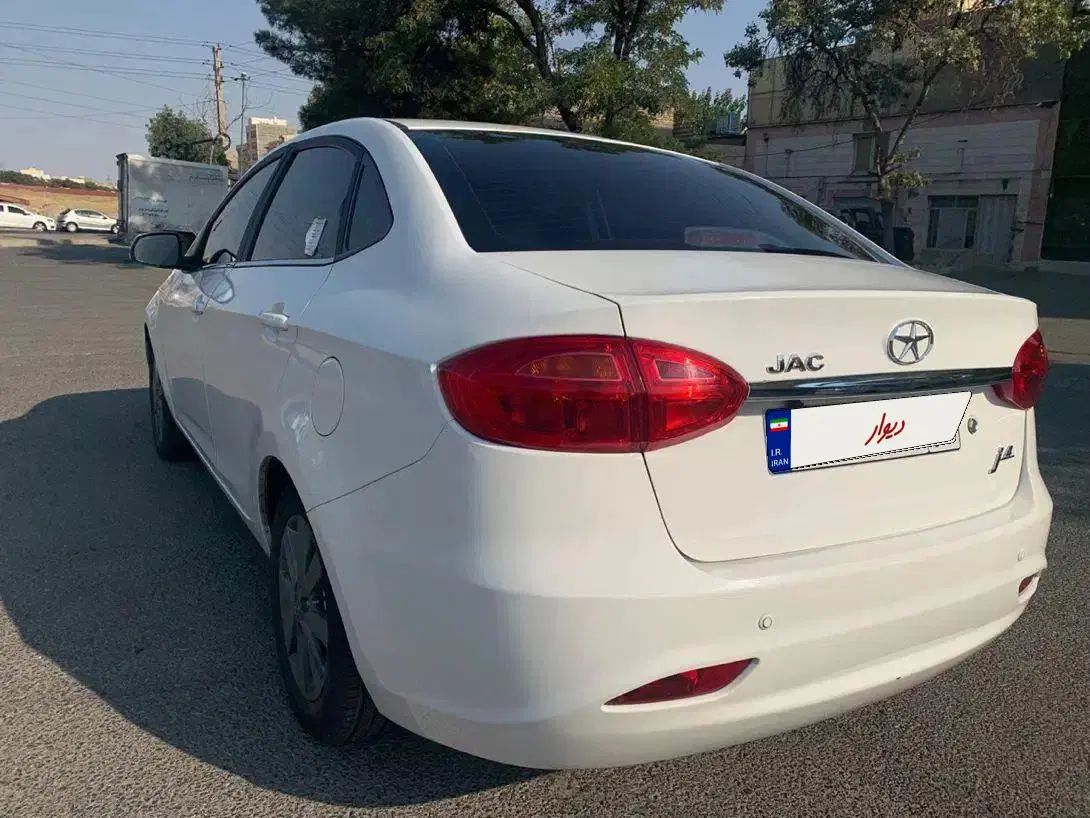 جک J4 اتوماتیک ساده - 1403
