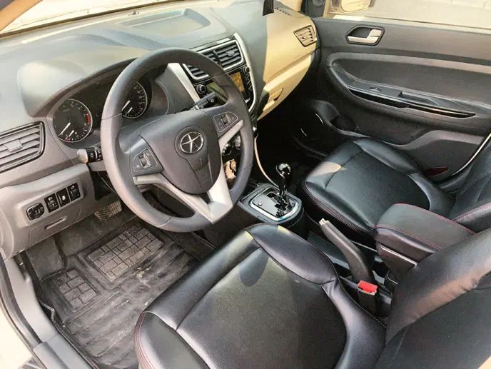 جک J4 اتوماتیک ساده - 1403