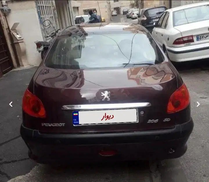 پژو ۲۰۶ صندوق دار v8 - 1393