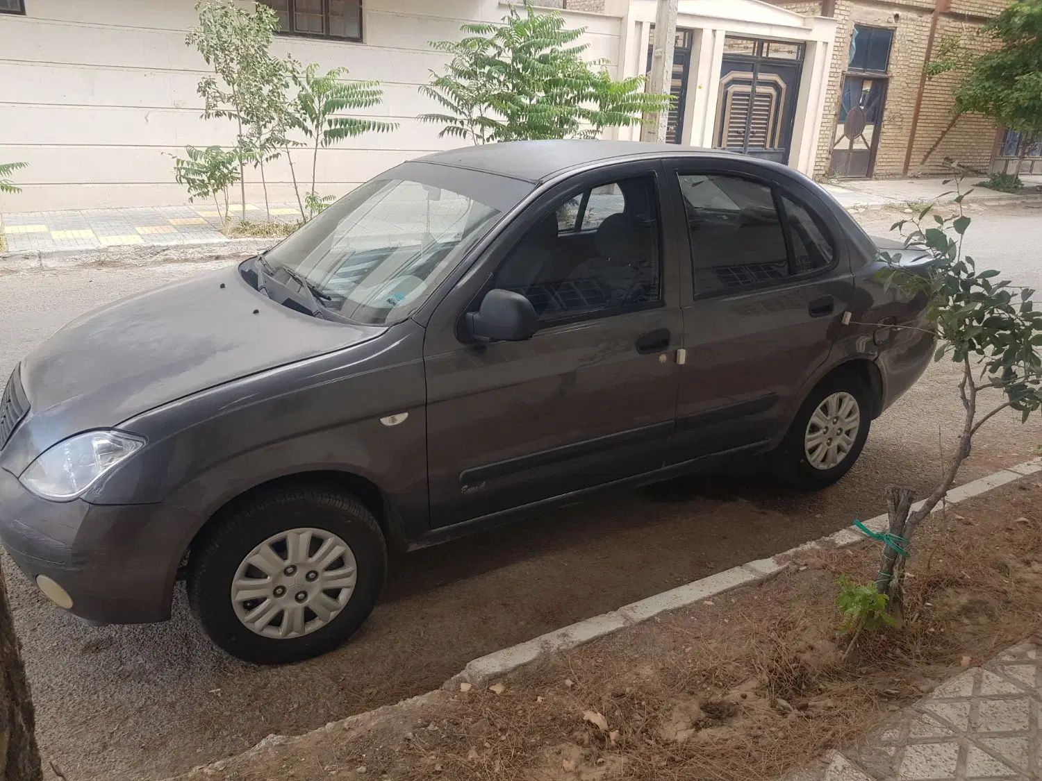 تیبا صندوق دار EX - 1393