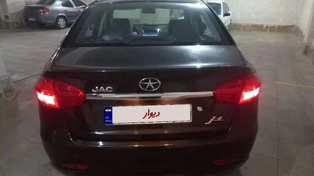 جک J4 اتوماتیک ساده - 1402