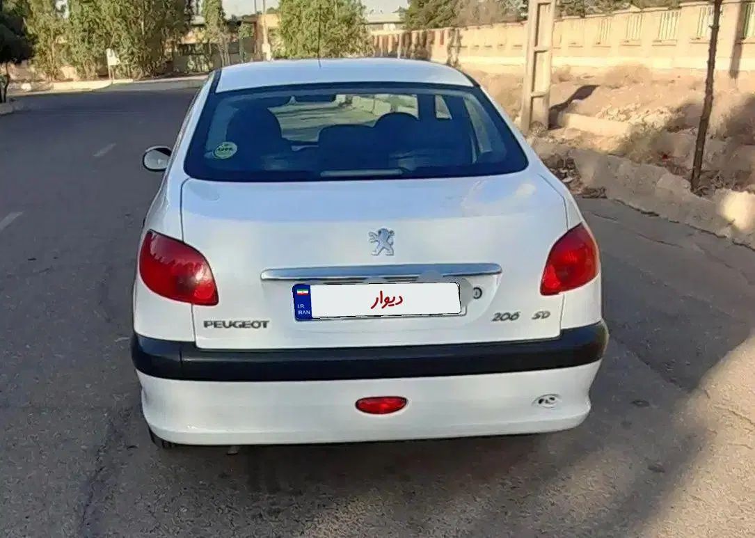 پژو ۲۰۶ صندوق دار v8 - 1398