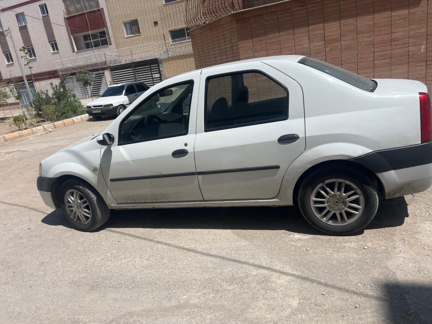 خودرو رنو، تندر 90 آگهی ann_19930436