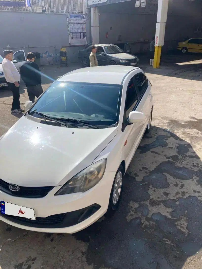 ام وی ام 315 هاچ بک ساده دنده ای - 1394