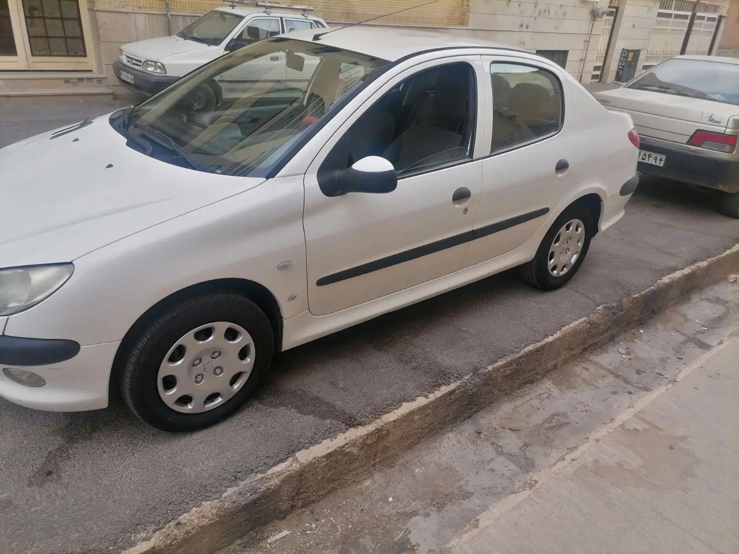 پژو ۲۰۶ صندوق دار v8 - 1398