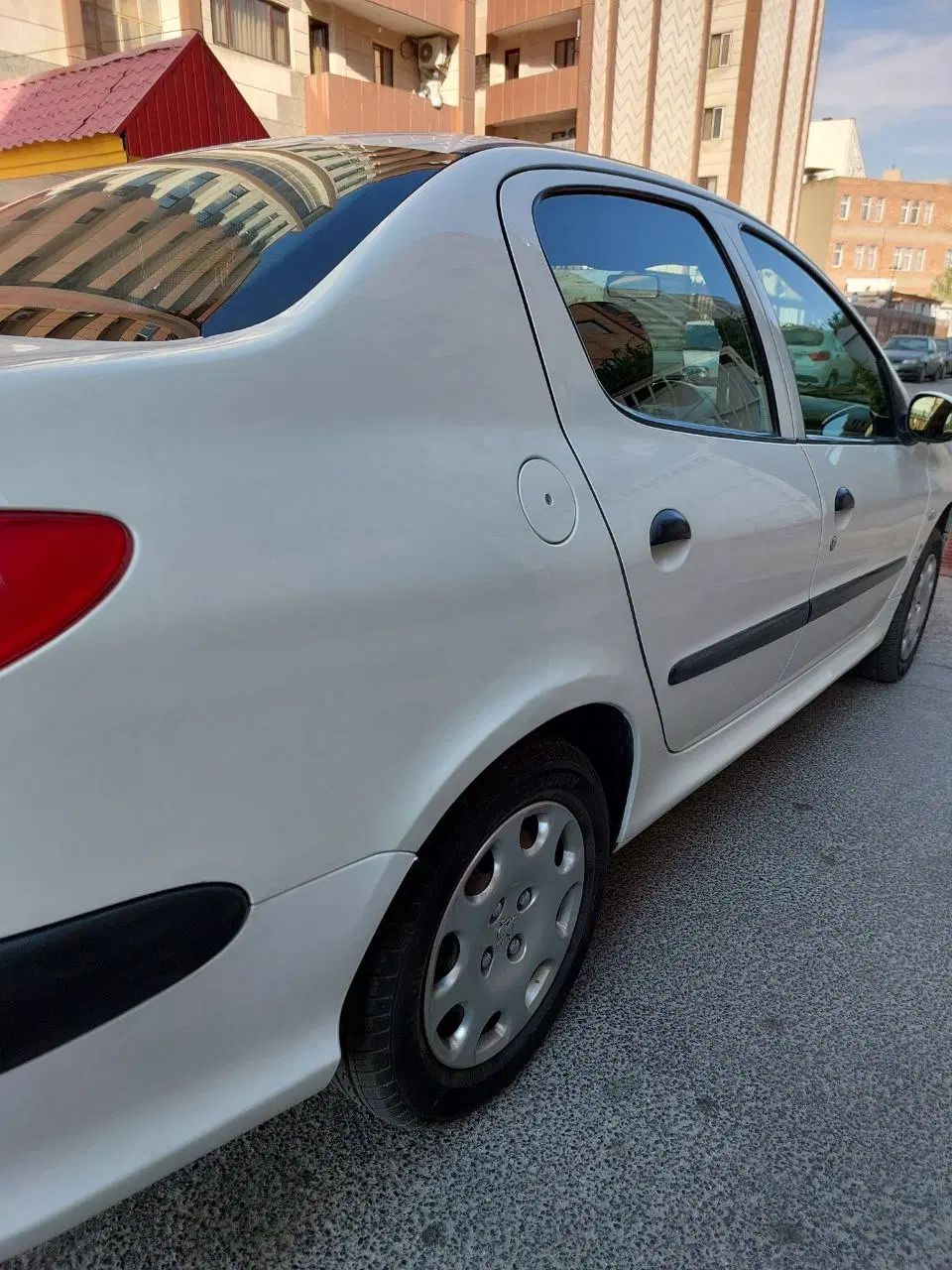 پژو ۲۰۶ صندوق دار v8 - 1389