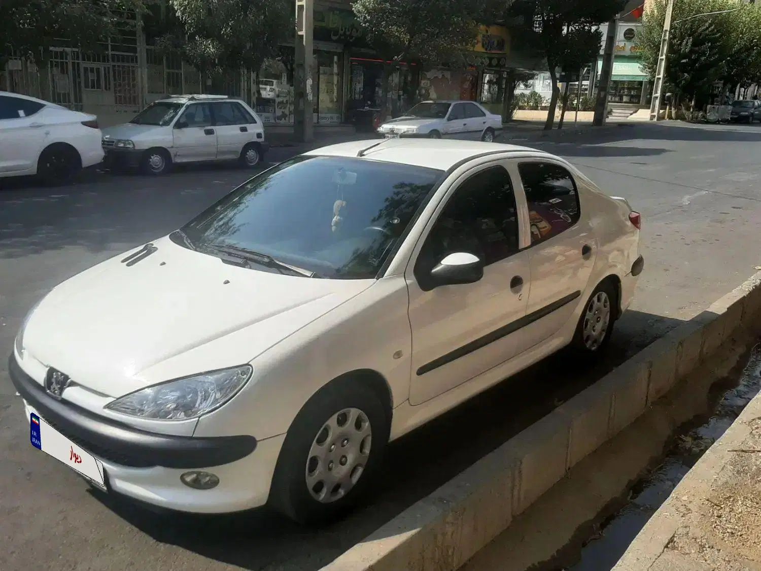 پژو ۲۰۶ صندوق دار v2 - 1388