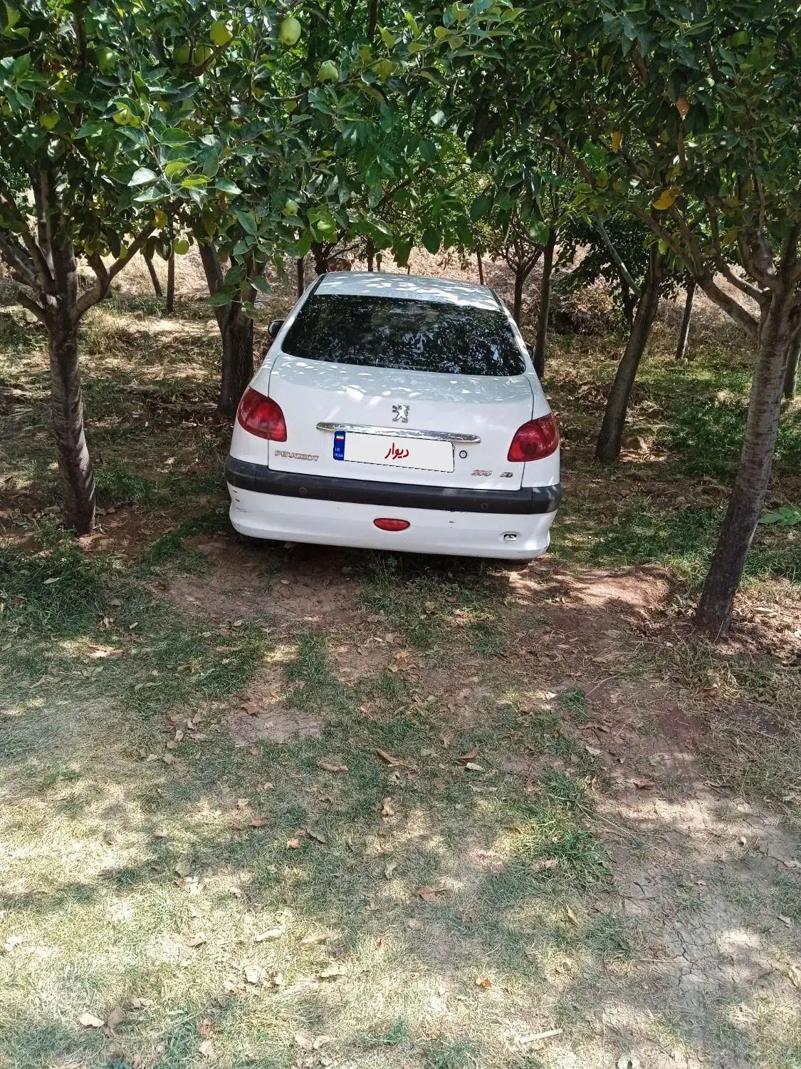 پژو ۲۰۶ صندوق دار v8 - 1397