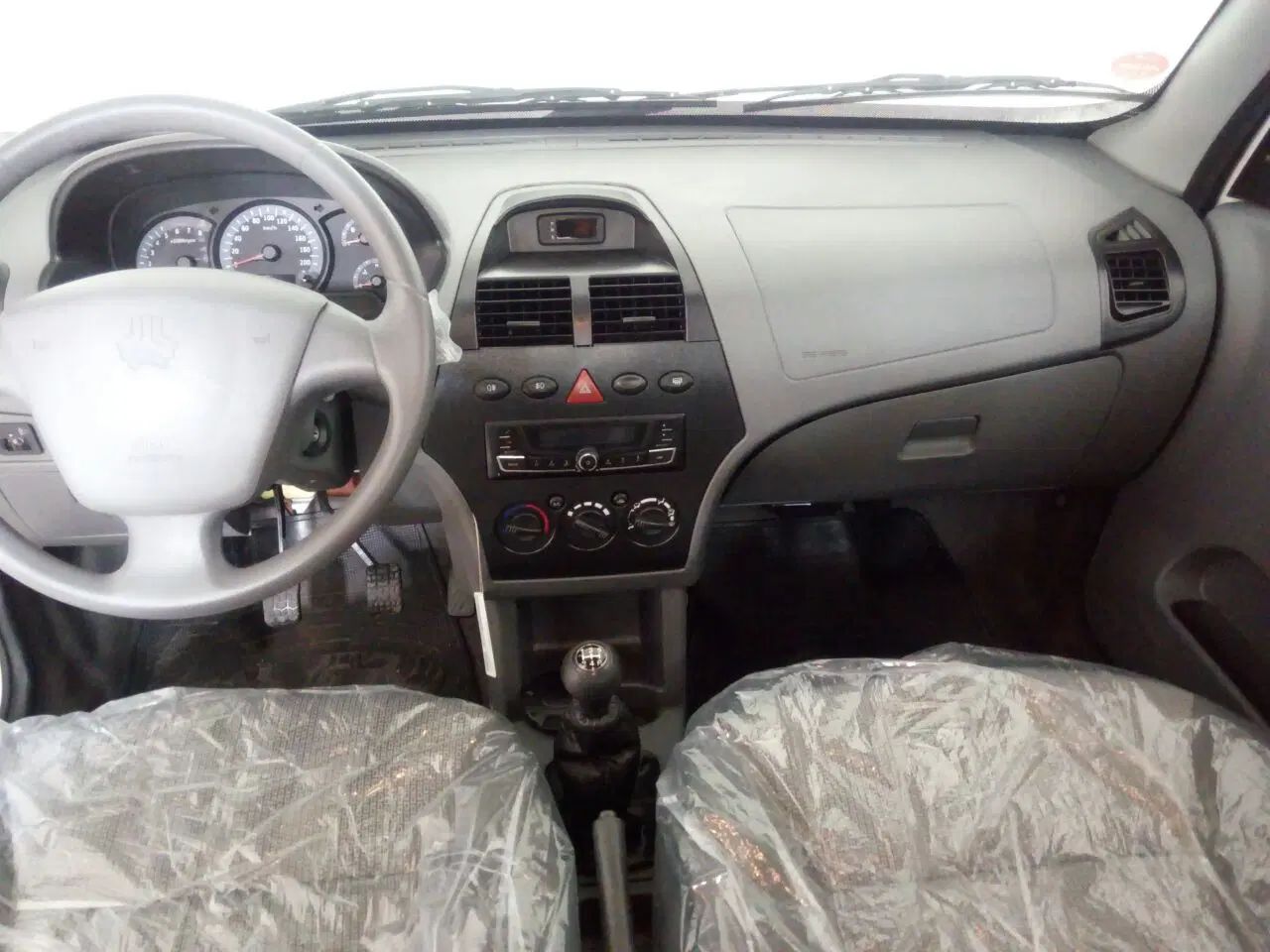 تیبا صندوق دار SX - 1401