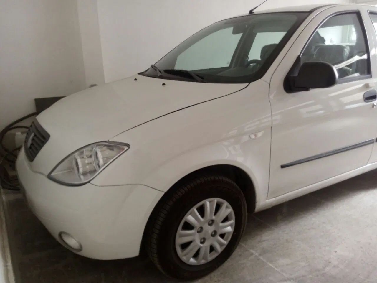 تیبا صندوق دار SX - 1401