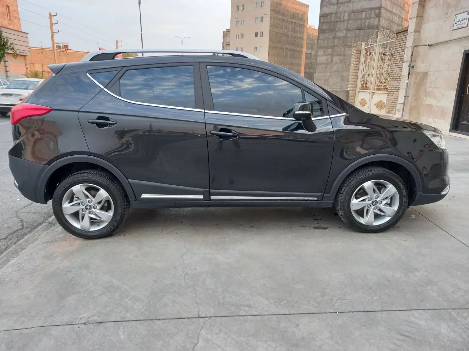 جک S3 اتوماتیک - 1401