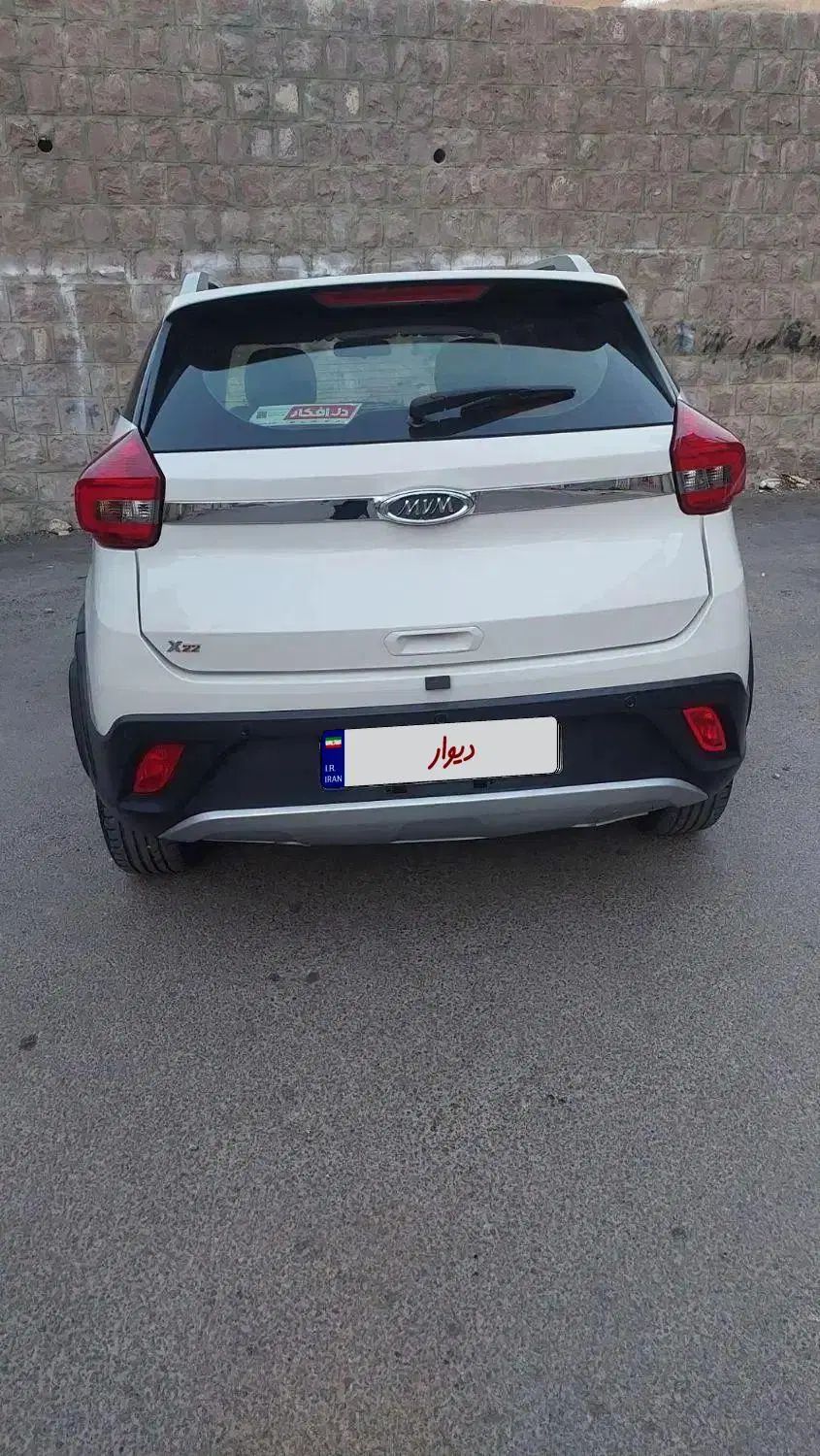 ام وی ام X22 دنده‌ای لاکچری - 1396