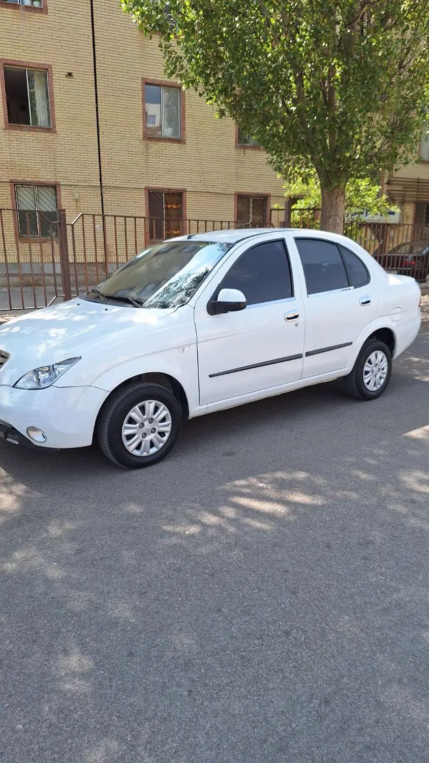 تیبا صندوق دار SX - 1400