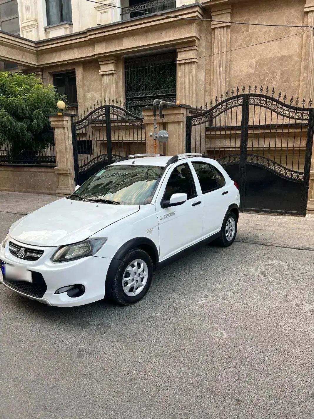 خودرو کوییک، معمولی آگهی ann_19931779