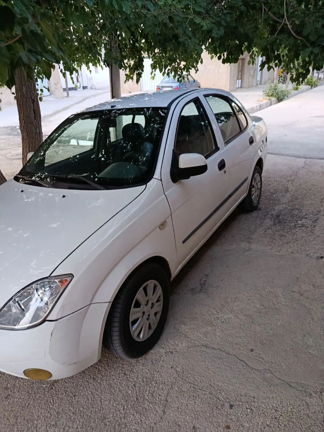 تیبا صندوق دار SX - 1395