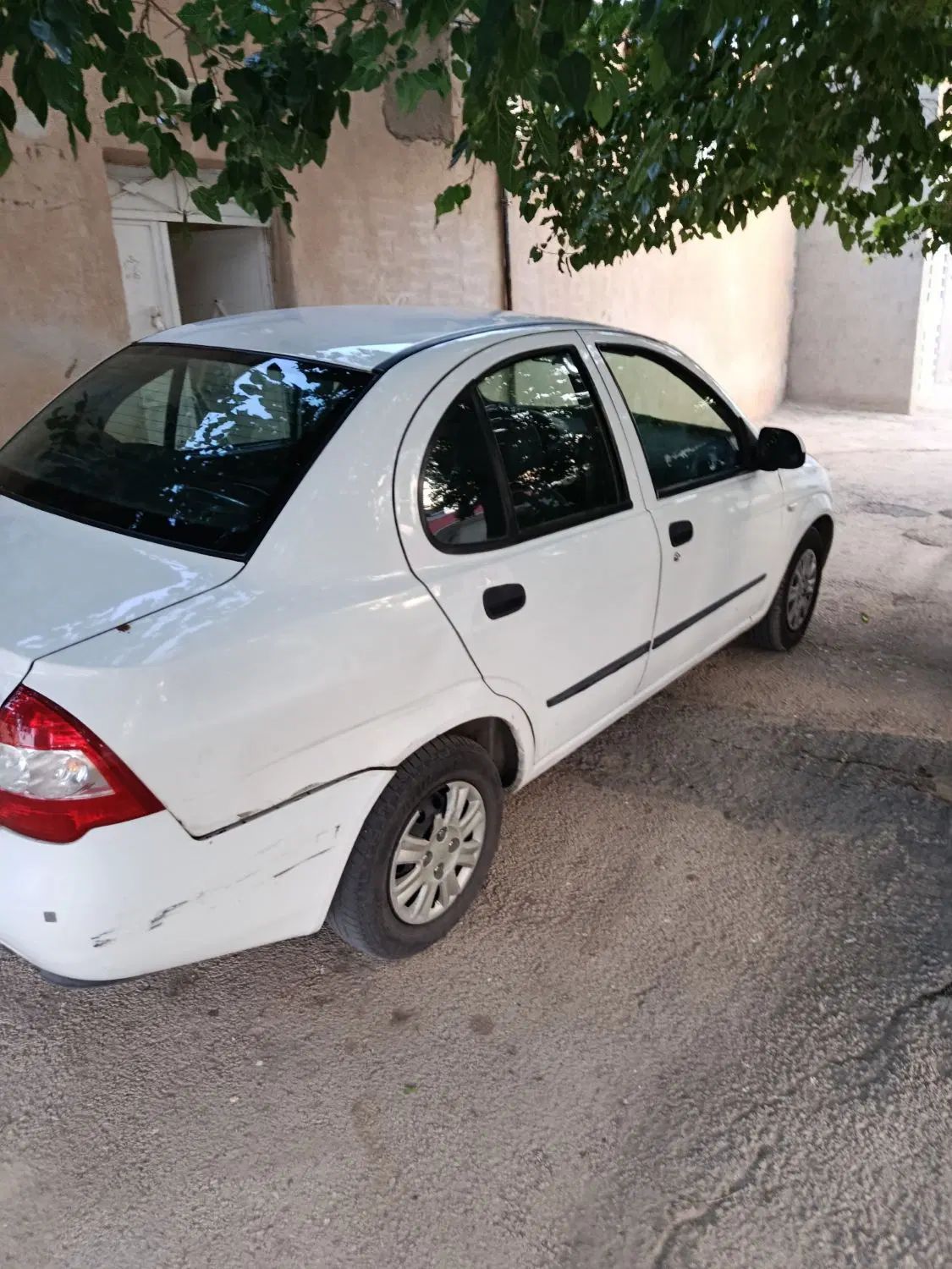 تیبا صندوق دار SX - 1395