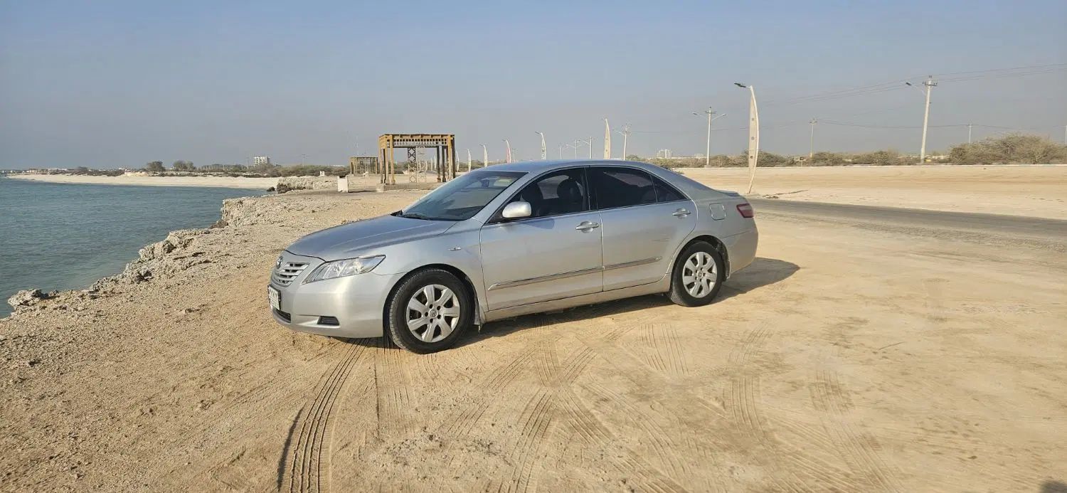 تویوتا کمری XLE - 2009