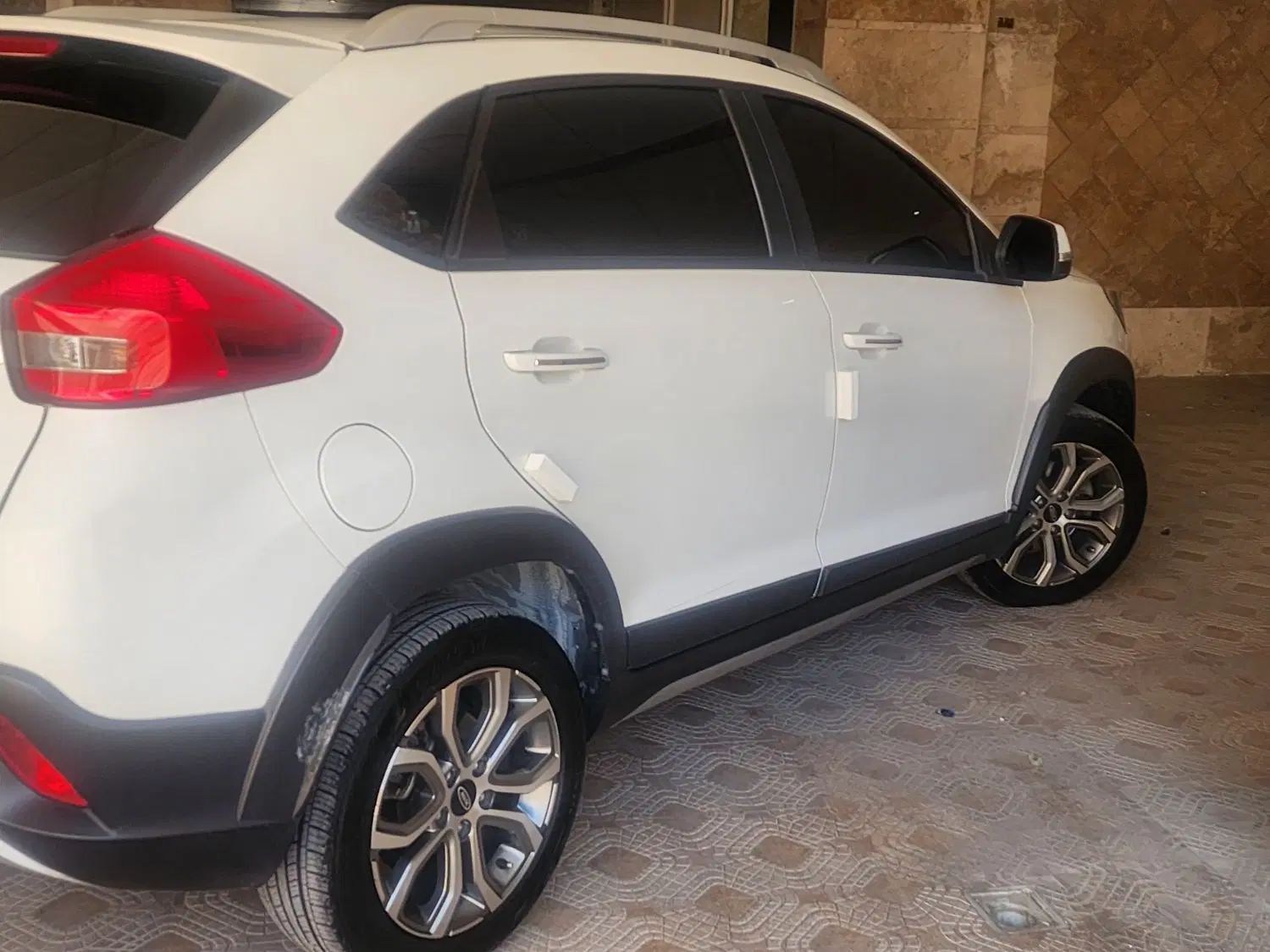 ام وی ام X22 اتوماتیک لاکچری - 1396