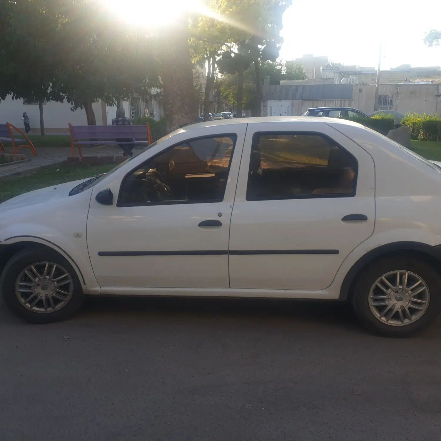خودرو رنو، تندر 90 آگهی ann_19932413