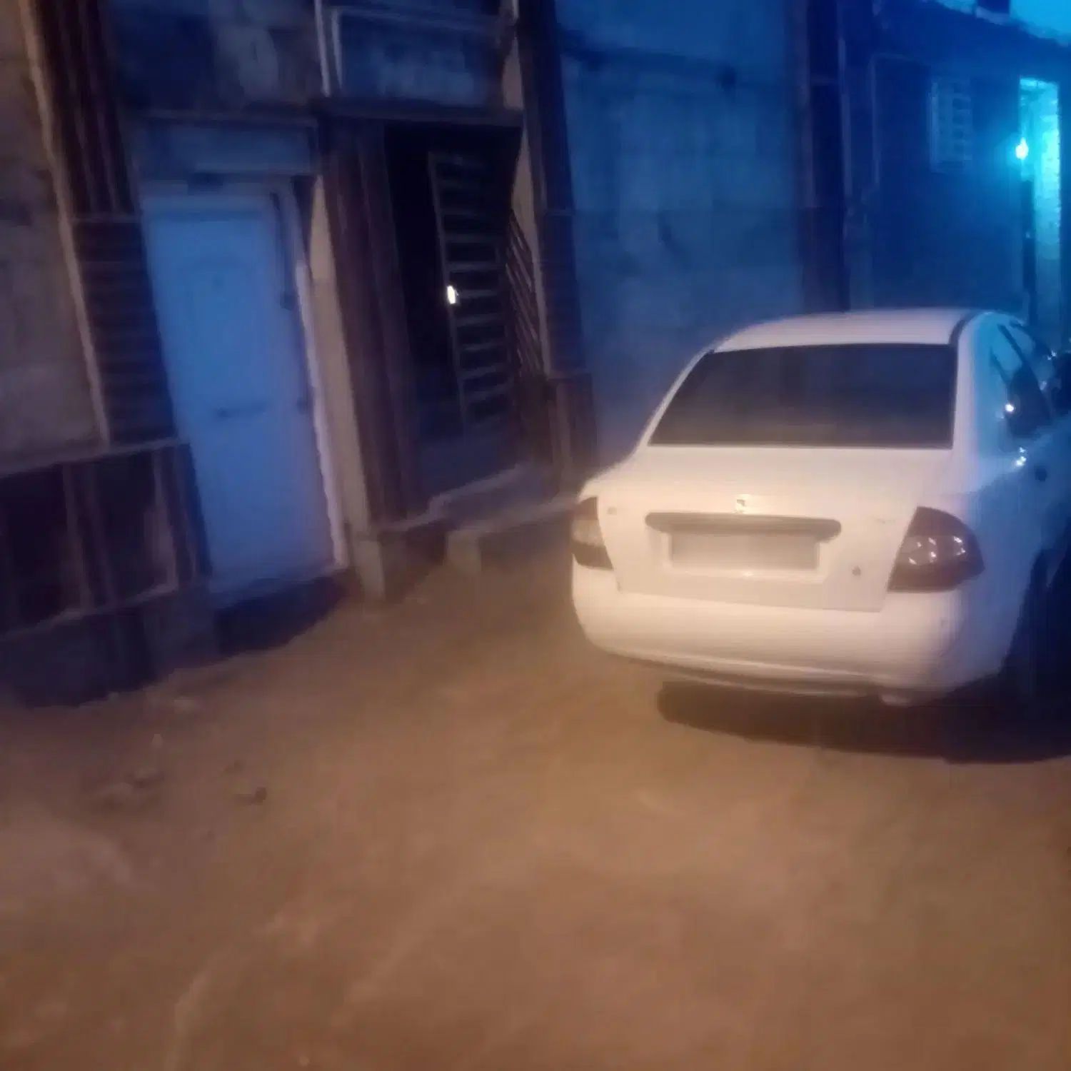 تیبا صندوق دار EX - 1395