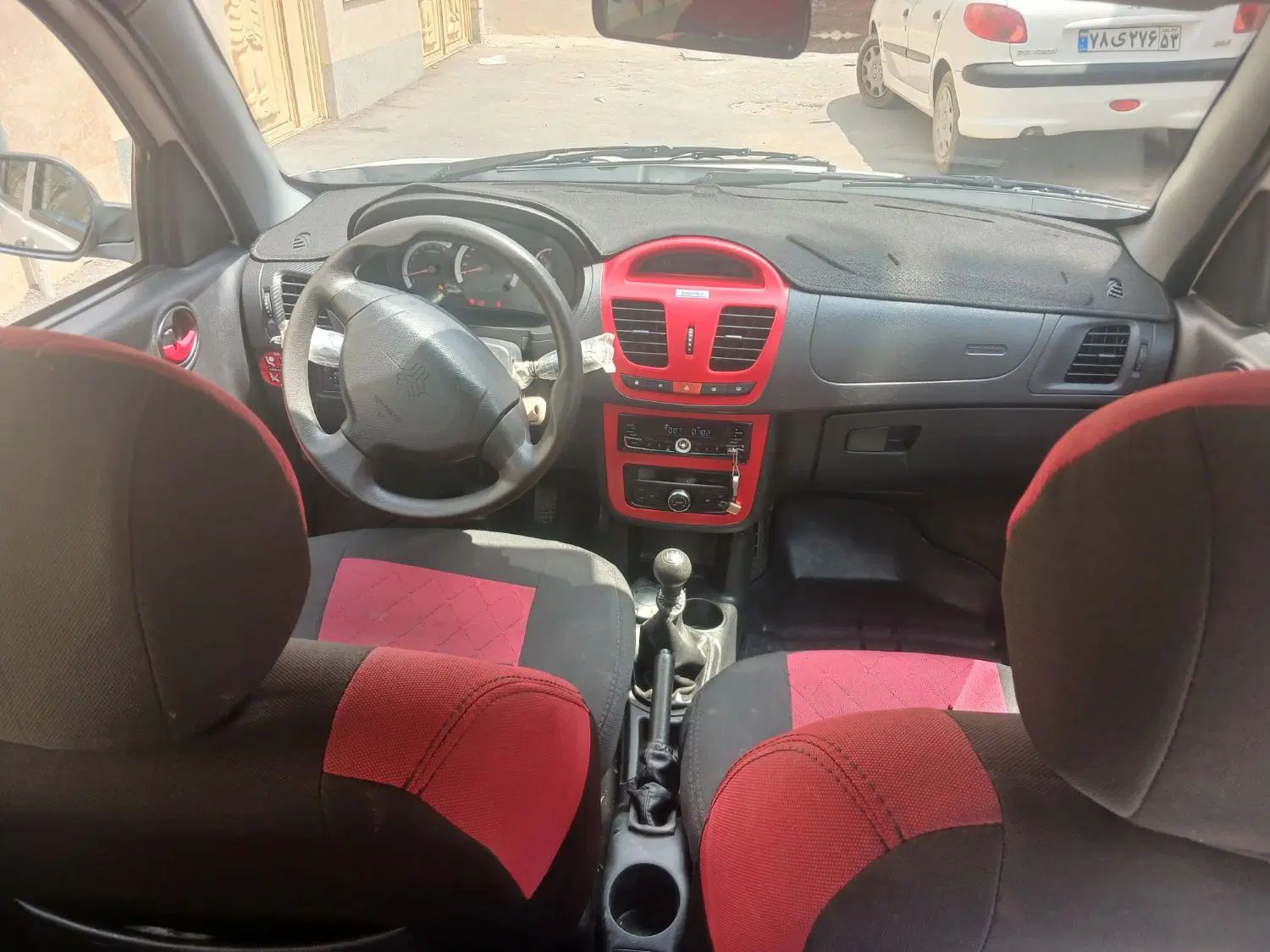 کوییک R دنده‌ای - 1402