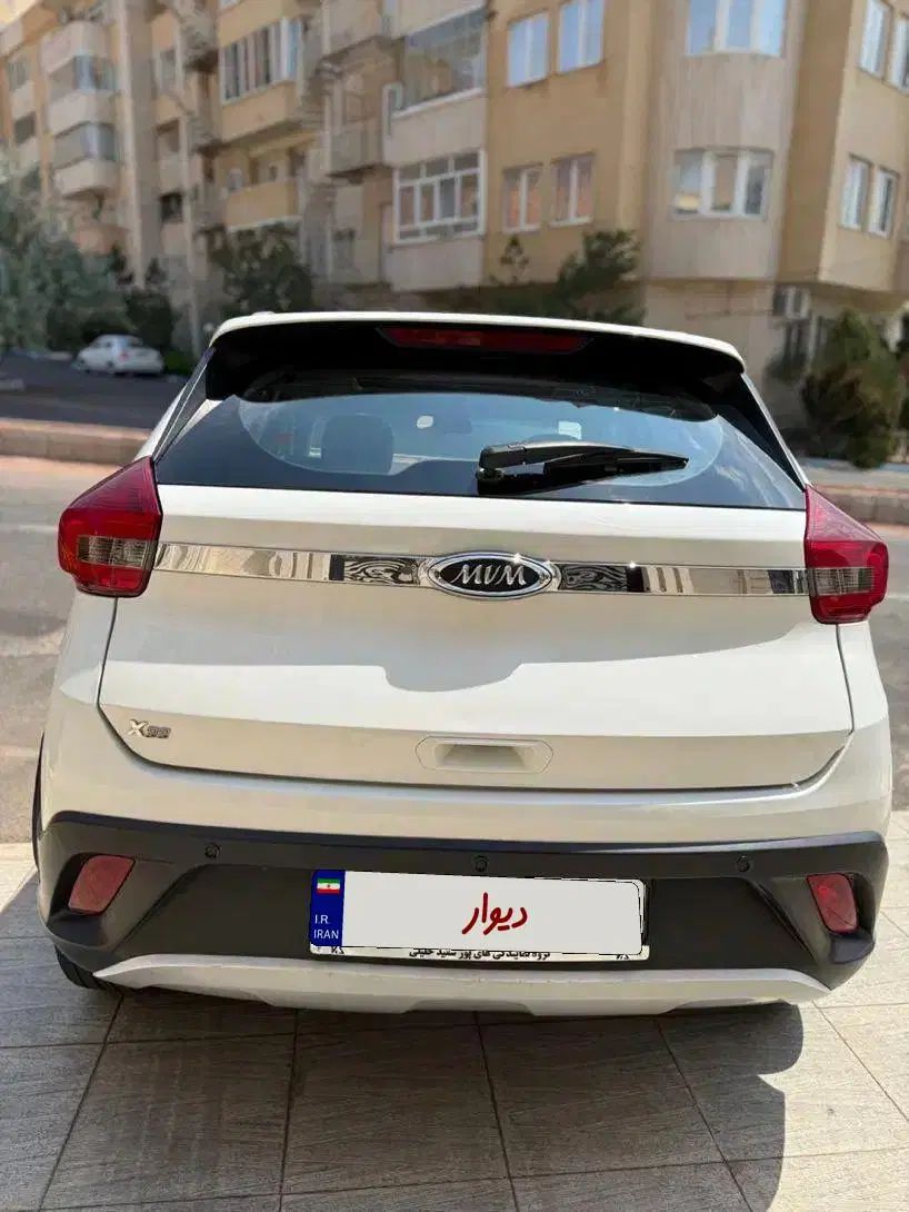 ام وی ام X22 دنده‌ای لاکچری - 1397