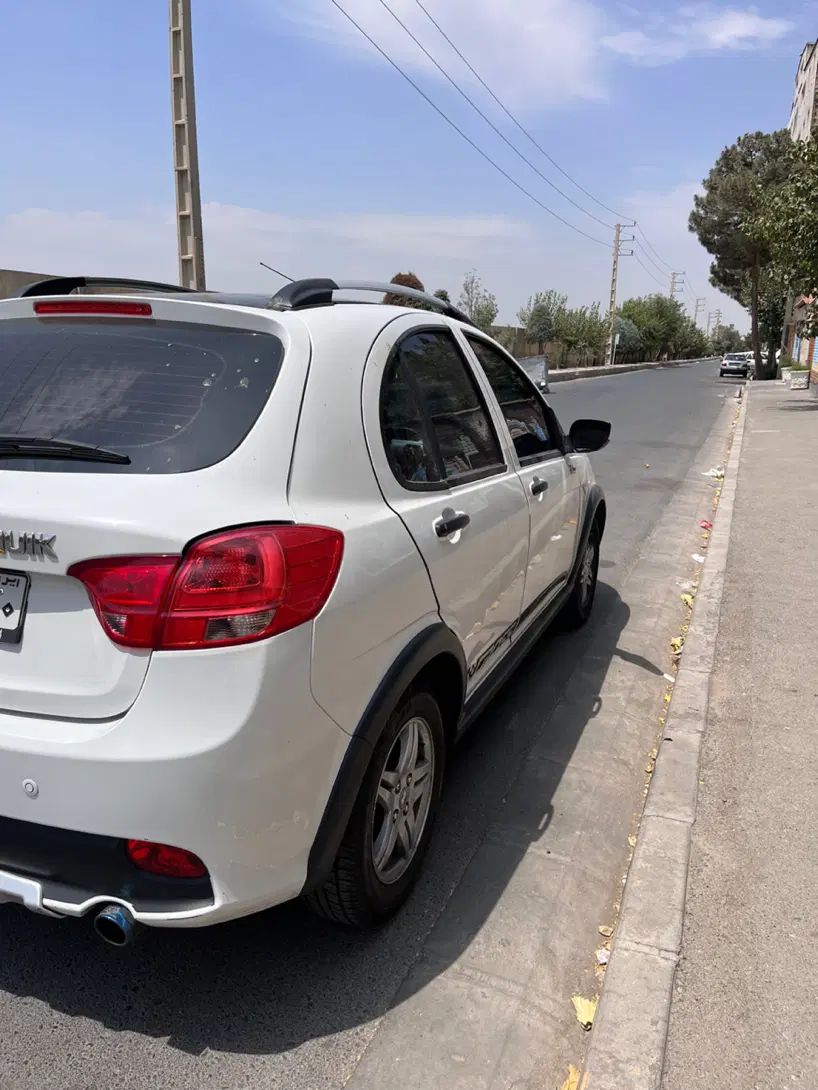 کوییک R دنده‌ای - 1399