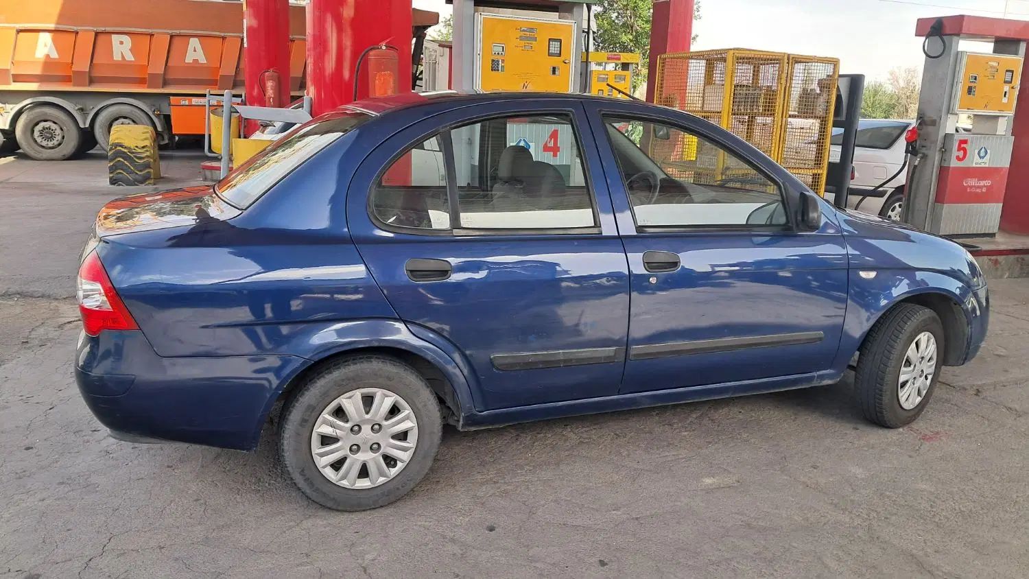 تیبا صندوق دار EX - 1395