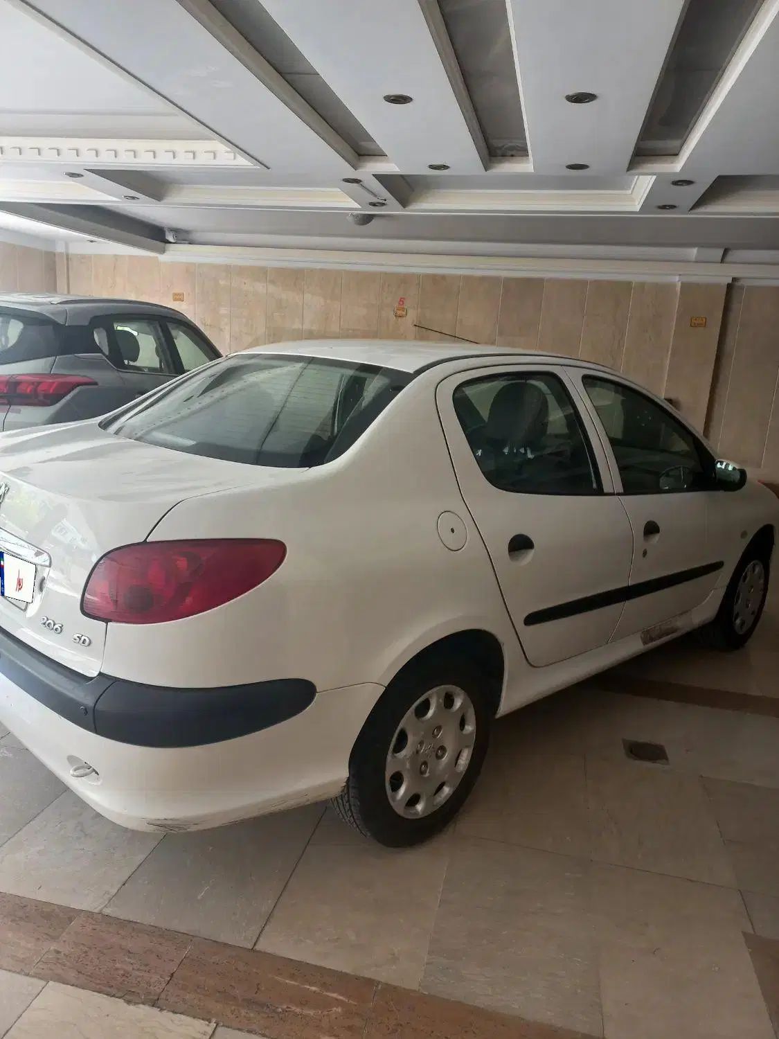 پژو ۲۰۶ صندوق دار v8 - 1398
