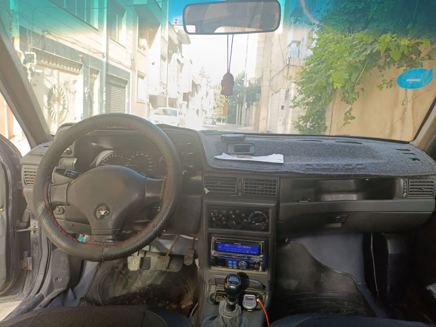 دوو سیلو سدان - 1382