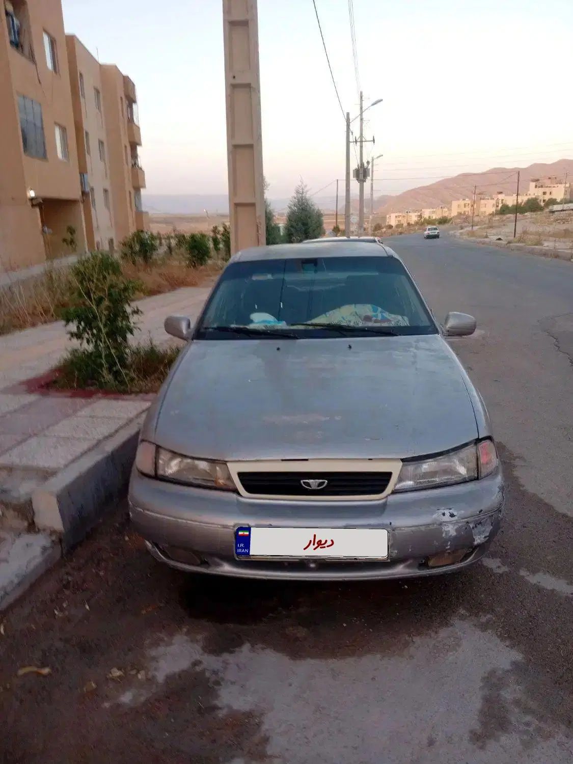 دوو سیلو سدان - 1376