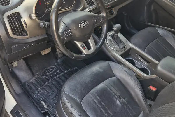 کیا اسپورتیج 4 سیلندر فول 2400cc - 2014