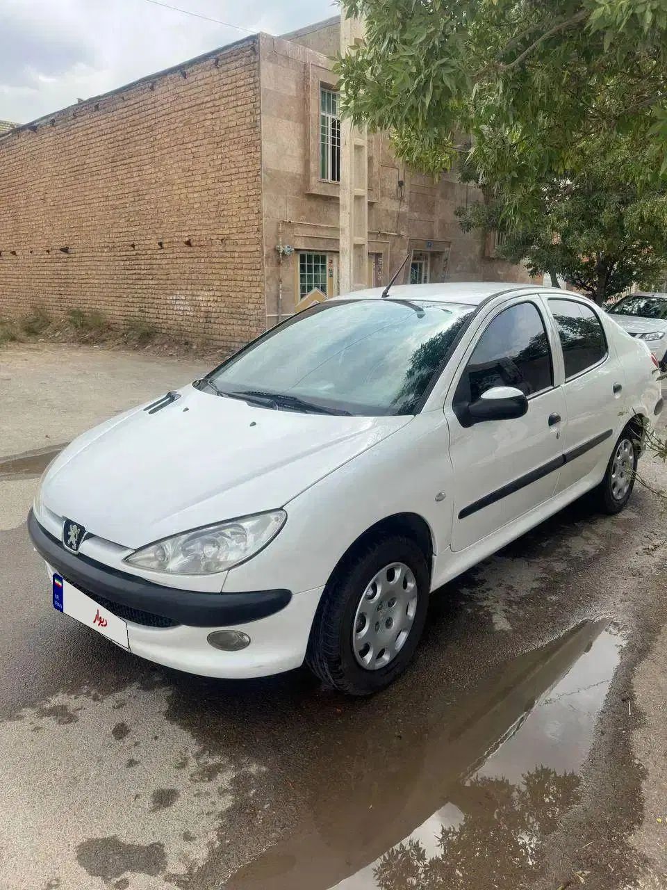 پژو ۲۰۶ صندوق دار v8 - 1394