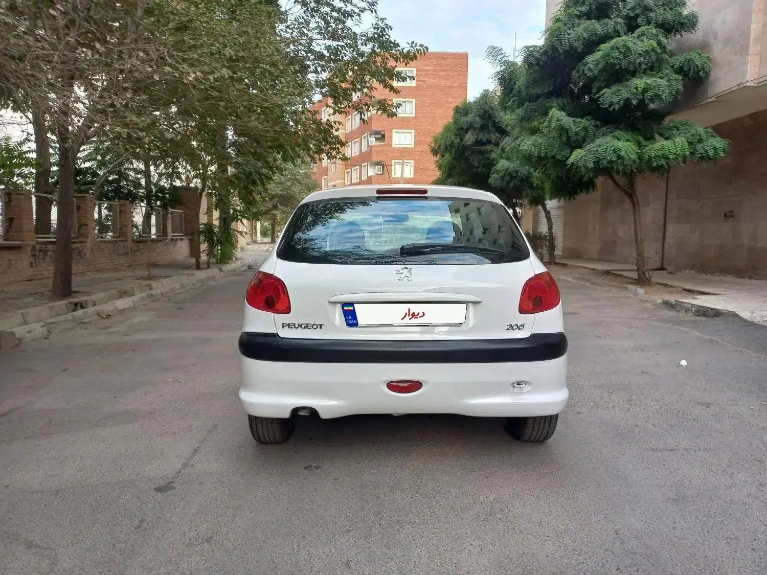 پژو 206 تیپ 2 - 1390