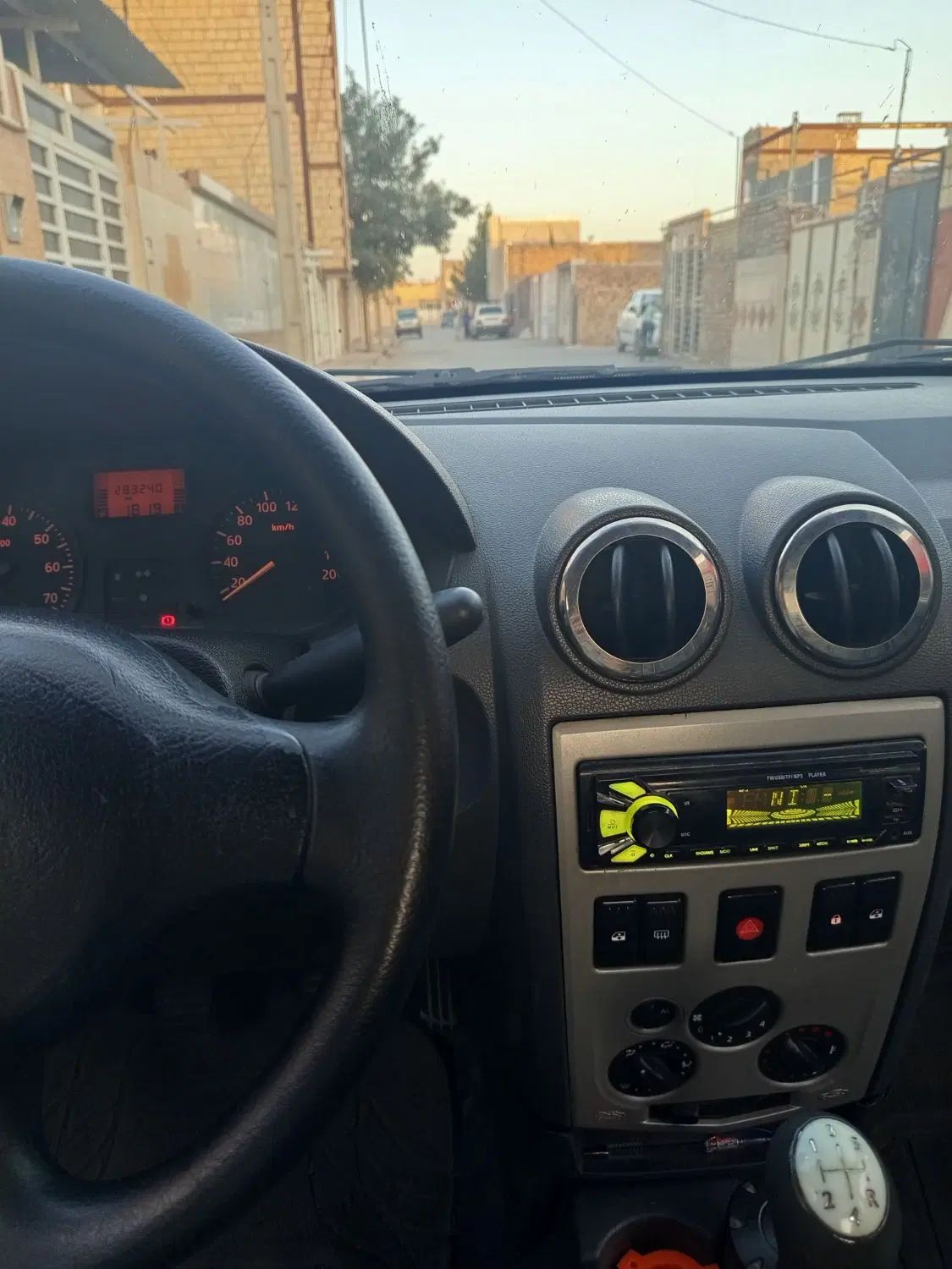 خودرو رنو، تندر 90 آگهی ann_19934237
