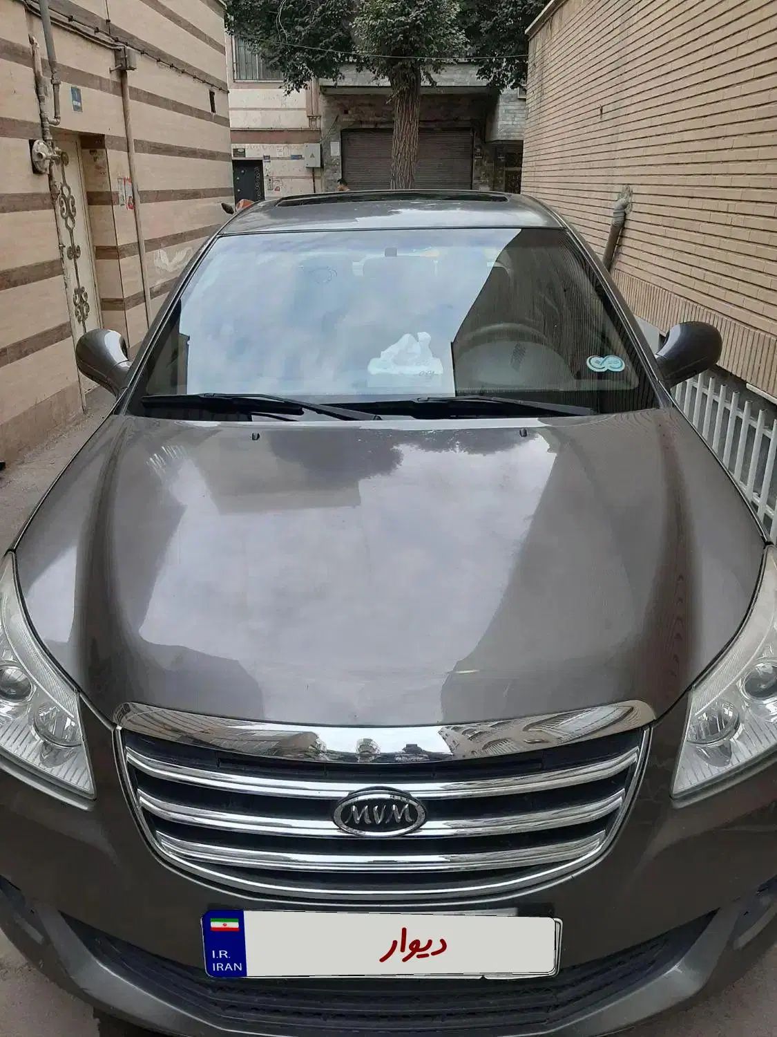 ام وی ام 550 اتوماتیک - 1394