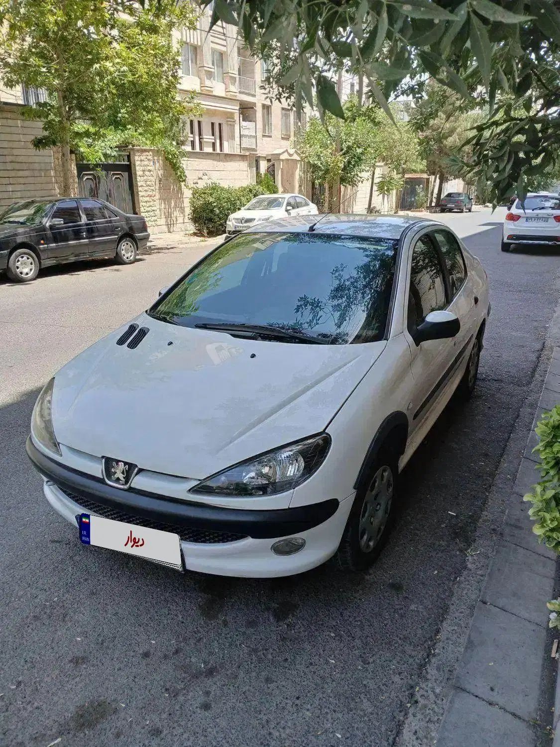 خودرو پژو، ۲۰۶ صندوق دار آگهی ann_19934337