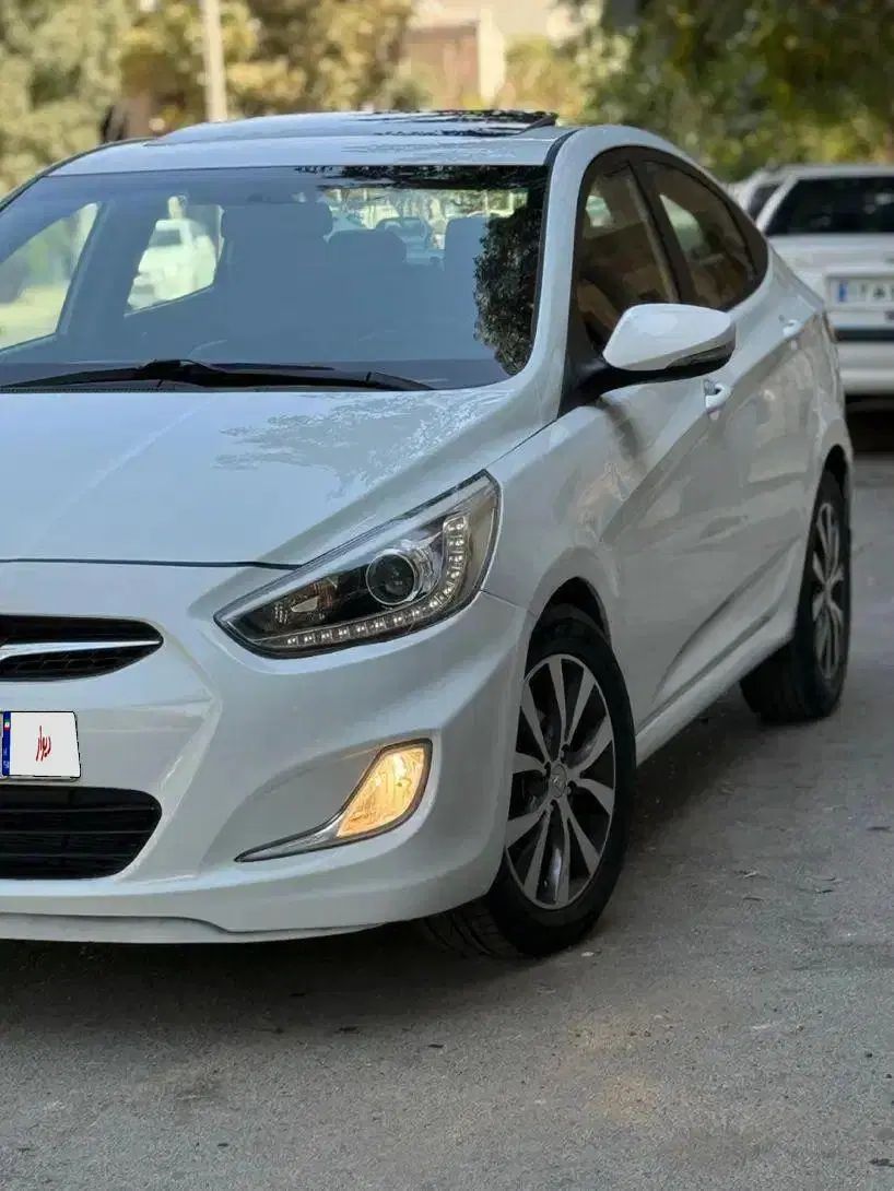 هیوندای اکسنت 1.6 لیتر بلو - 2014